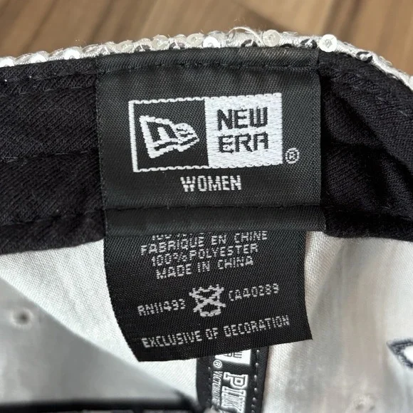 RARE NEW YORK YANKEES Victoria's Secret PINK MLB Hat Sequin Silver Navy Sparkle - Picture 8 of 11